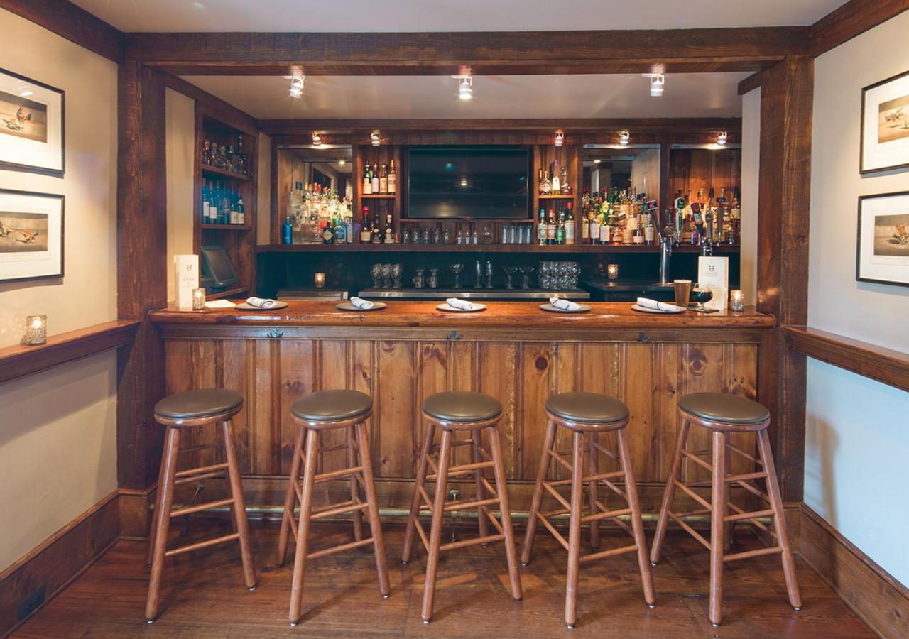 The Red Fox Inn & Tavern Мидлберг Экстерьер фото